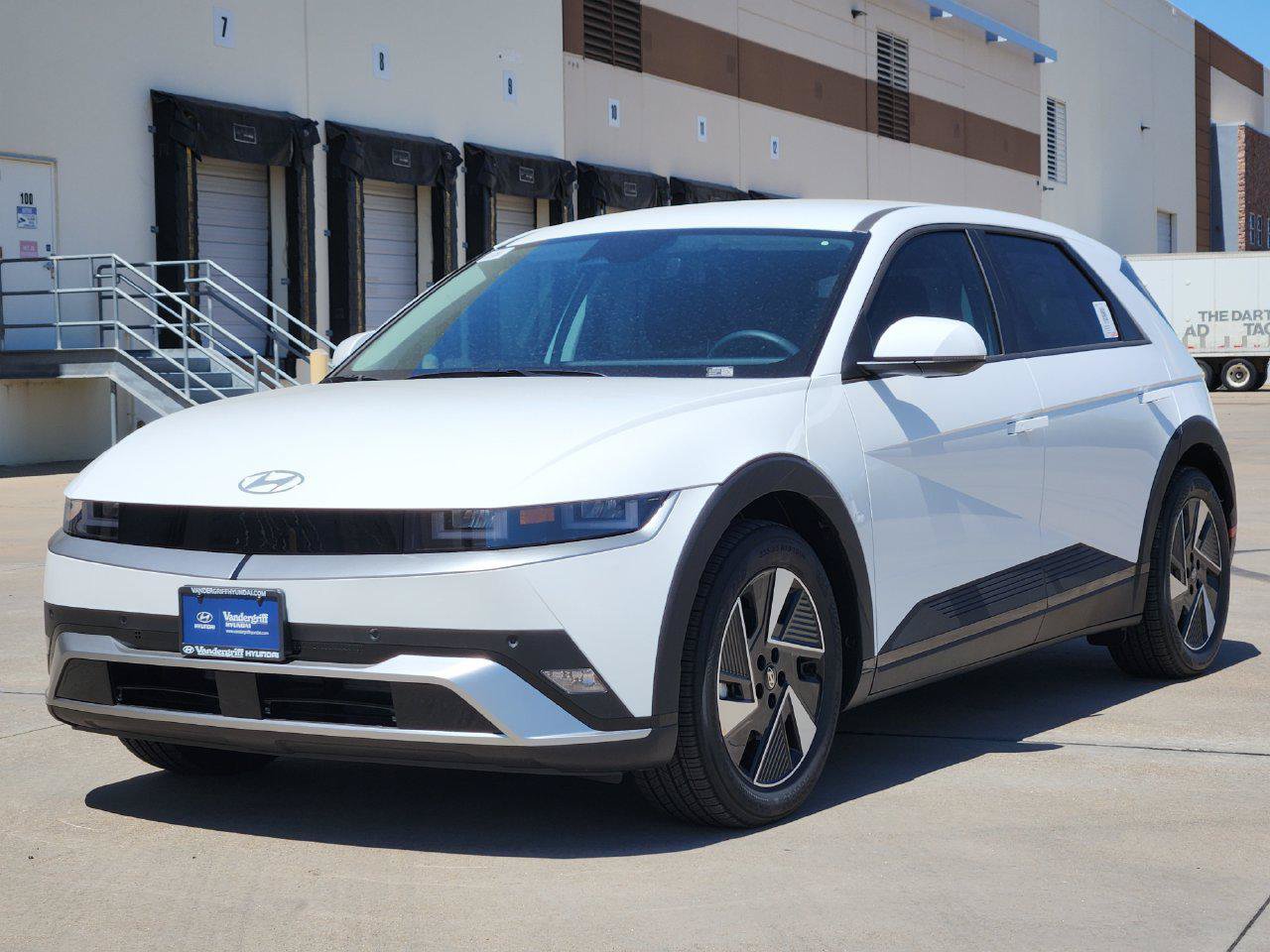 New 2027 Hyundai Ioniq 5 SE RWD image 2