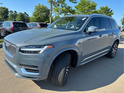 Used 2023 Volvo XC90 B6 Plus w/ Protection Package Premier AWD/4WD image 5