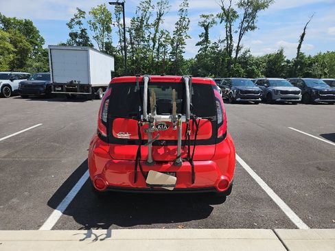 Used 2016 Kia Soul ! w/ Premium Package FWD image 6