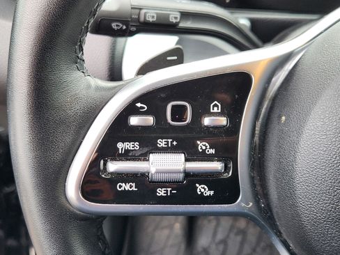 Used 2023 Mercedes-Benz GLB 250 4MATIC image 24