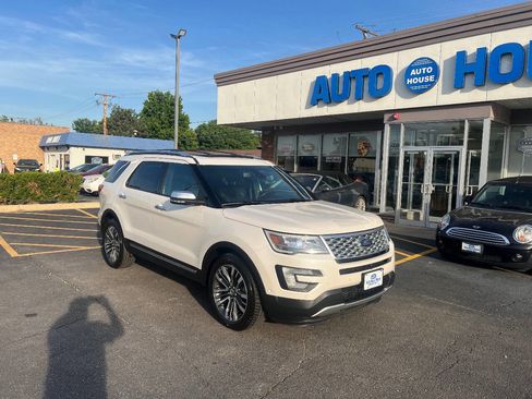 Used 2016 Ford Explorer Platinum AWD/4WD image 3