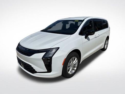 New 2027 Chrysler Pacifica Select AWD/4WD image 3
