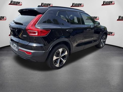 Used 2025 Volvo XC40 B5 Plus w/ Protection Package Premier AWD/4WD image 5
