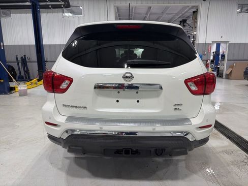 Used 2017 Nissan Pathfinder SL w/ SL Premium Package image 8