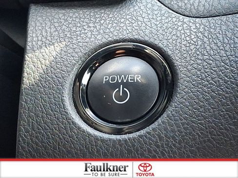 Used 2025 Toyota Camry SE FWD image 21
