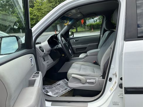 Used 2015 Honda Pilot LX image 14