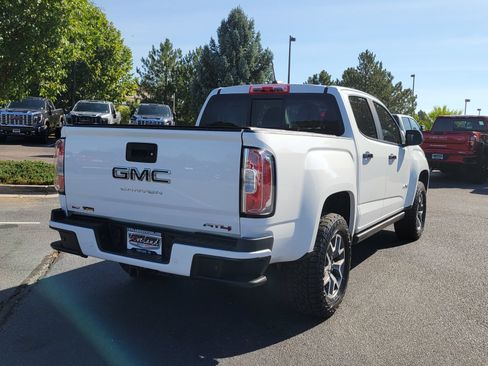 Certified 2022 GMC Canyon AT4 w/ Trailering Package AWD/4WD image 3