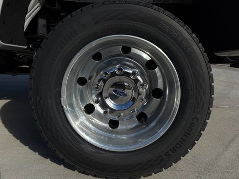 Used 2026 Ford F450 Platinum w/ Platinum Plus Package image 25