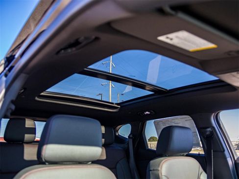 New 2025 Chevrolet Blazer RS w/ Driver Confidence II Package image 12