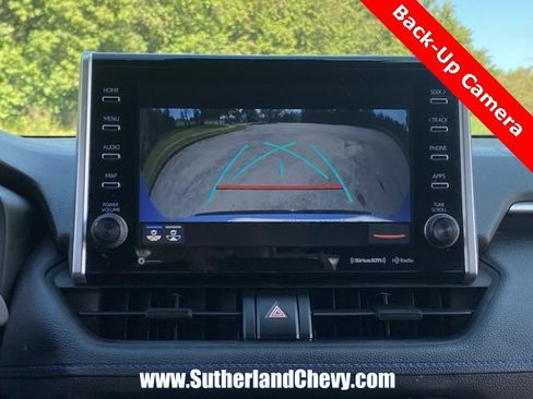 Used 2022 Toyota RAV4 SE image 32