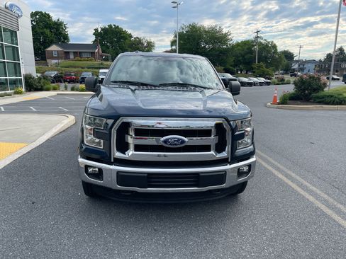 Used 2015 Ford F150 XLT w/ Equipment Group 301A Mid AWD/4WD image 8
