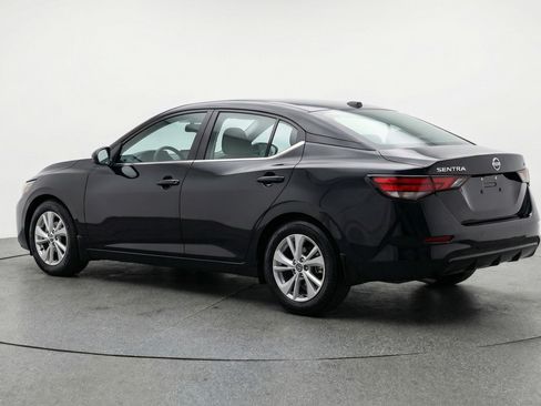 Used 2025 Nissan Sentra S FWD image 6