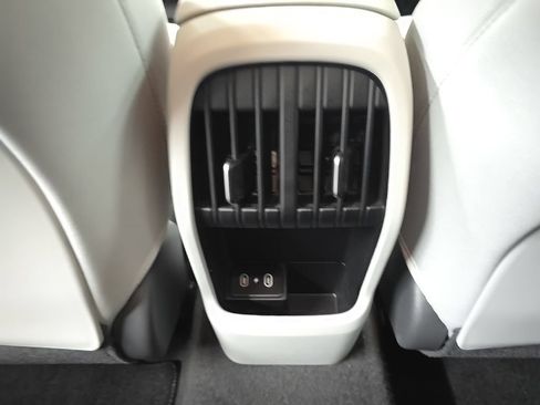 Certified 2024 Hyundai Kona SEL AWD/4WD image 27