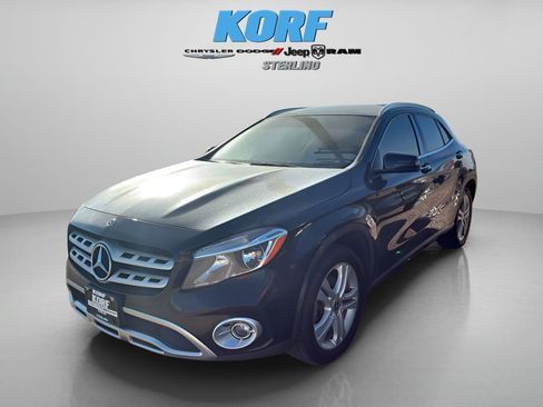 Used 2019 Mercedes-Benz GLA 250 4MATIC image 2