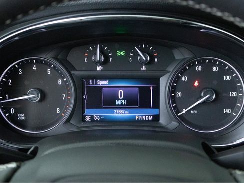 Certified 2022 Buick Encore Preferred AWD/4WD image 17