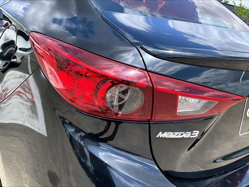 Used 2014 MAZDA MAZDA3 i Touring FWD image 26