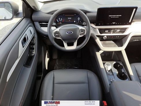 New 2026 Ford Explorer Active w/ Active Comfort Package RWD image 8