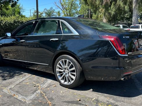 Used 2018 Cadillac CT6 Luxury AWD/4WD image 8