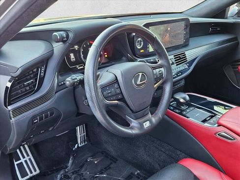 Used 2022 Lexus LS 500 F Sport image 10