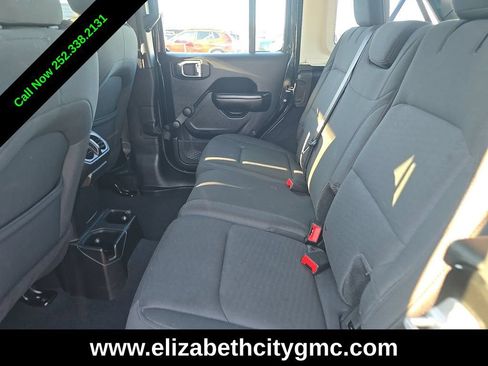 Used 2018 Jeep Wrangler Unlimited Sport AWD/4WD image 5