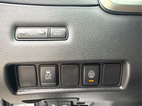 Used 2020 Nissan Murano SV FWD image 33