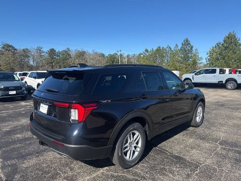 New 2026 Ford Explorer Active w/ Active Comfort Package RWD image 23