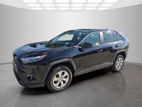 Used 2023 Toyota RAV4 LE image 4