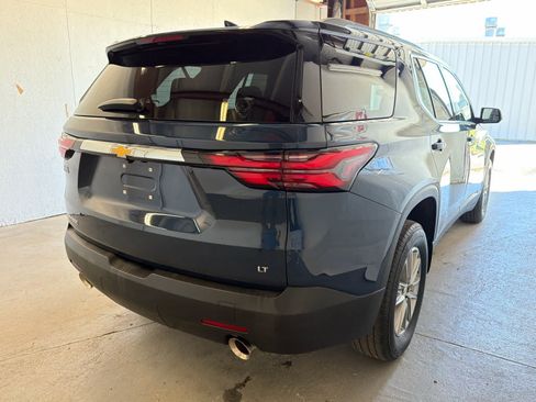 Used 2023 Chevrolet Traverse LT FWD image 5