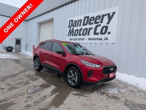 Used 2025 Ford Escape ST-Line image 1