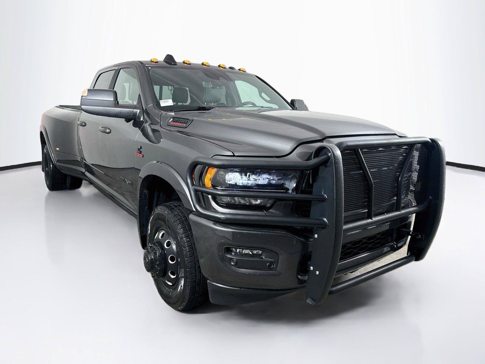 Used 2022 RAM 3500 Limited AWD/4WD image 5
