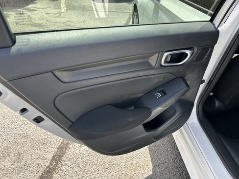 Used 2023 Honda Civic LX image 25