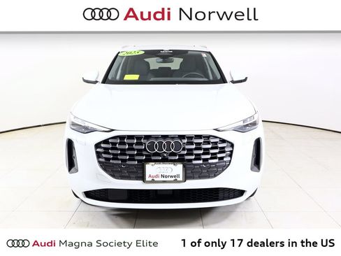 Used 2025 Audi Q5 Premium Plus w/ Premium Plus AWD/4WD image 10
