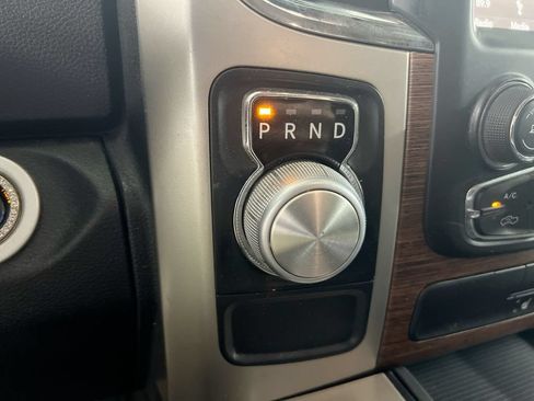 Used 2018 RAM 1500 Laramie w/ Convenience Group RWD image 18