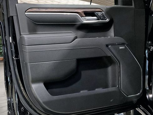 New 2026 GMC Sierra 1500 SLT w/ SLT Premium Plus Package image 10