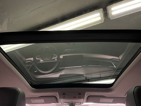 New 2026 Volkswagen Taos SEL AWD/4WD image 10