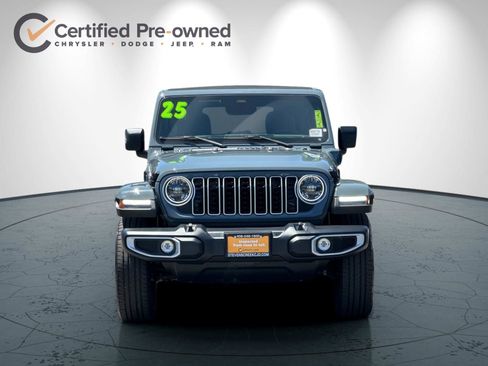 Used 2025 Jeep Wrangler Unlimited Sahara w/ Safety Group AWD/4WD image 9