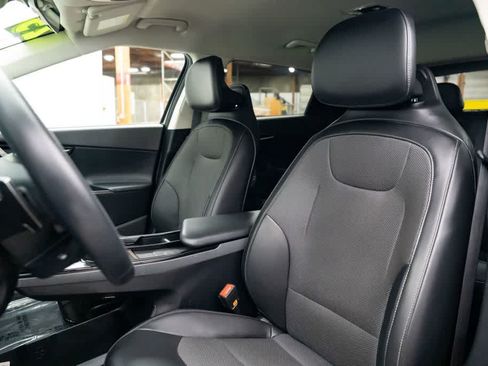 Used 2025 Kia EV6 Light RWD image 22