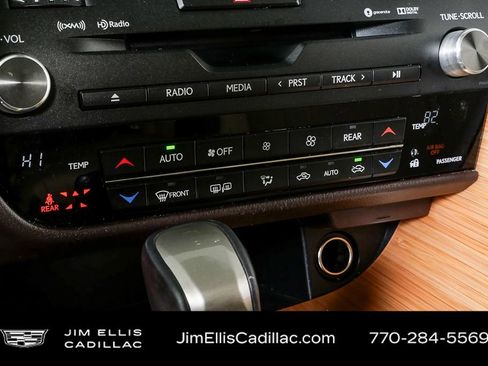 Used 2019 Lexus RX 350L FWD image 17