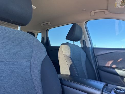 Certified 2023 Nissan Rogue SV image 12