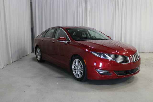 Used 2016 Lincoln MKZ w/ Equipment Group 300A Reserve FWD image 26