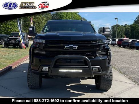 Used 2020 Chevrolet Silverado 1500 LT Trail Boss AWD/4WD image 2