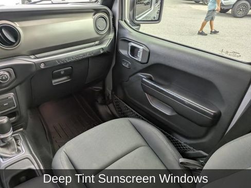 Used 2020 Jeep Wrangler Unlimited Sport S AWD/4WD image 17