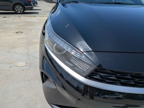 Certified 2023 Kia Forte LXS FWD image 10