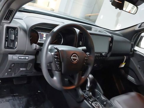 New 2026 Nissan Frontier SV w/ Tow Package AWD/4WD image 19