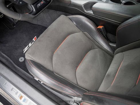Used 2019 Chevrolet Camaro ZL1 RWD image 36
