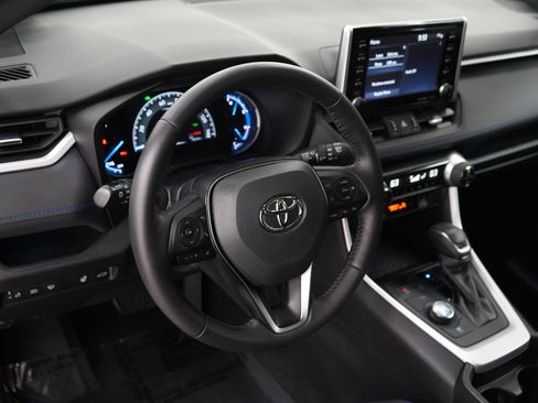 Used 2021 Toyota RAV4 XSE w/ XSE Grade Weather Package AWD/4WD image 21