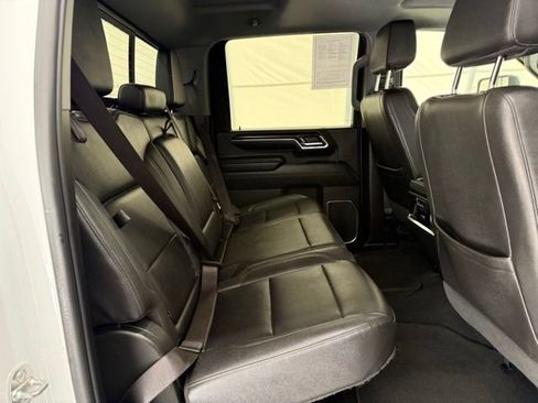 Used 2024 GMC Sierra 3500 SLT w/ SLT Premium Package image 26