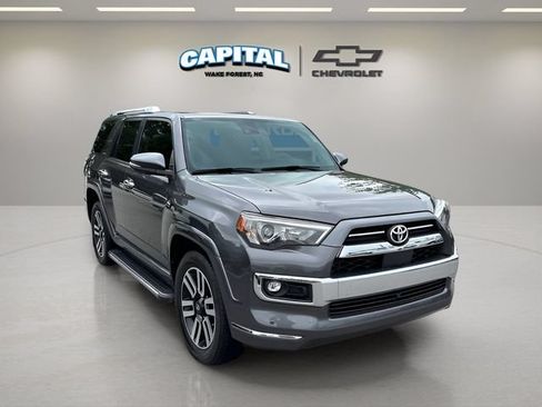 Used 2022 Toyota 4Runner Limited RWD image 10