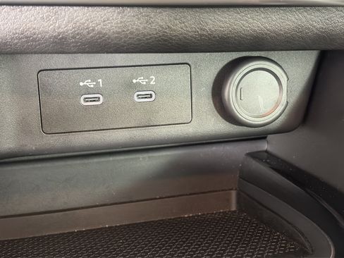 Used 2025 Nissan Rogue SV image 22