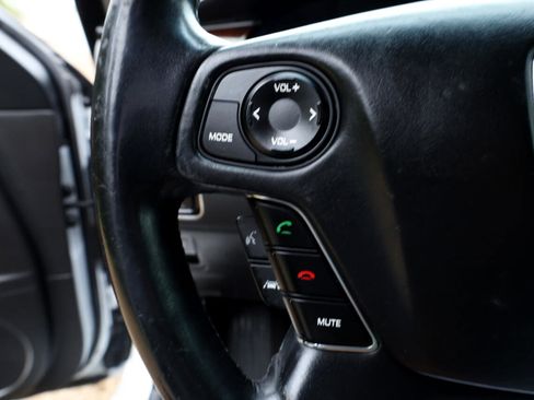 Used 2016 Hyundai Equus Signature image 37